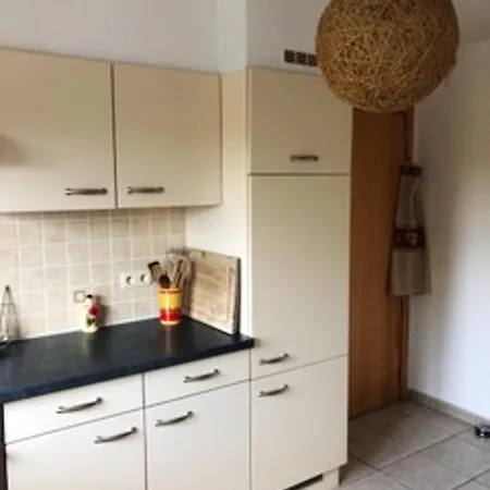 Holiday Home Rue Des Boutis 펜션 Villers-la-Ville